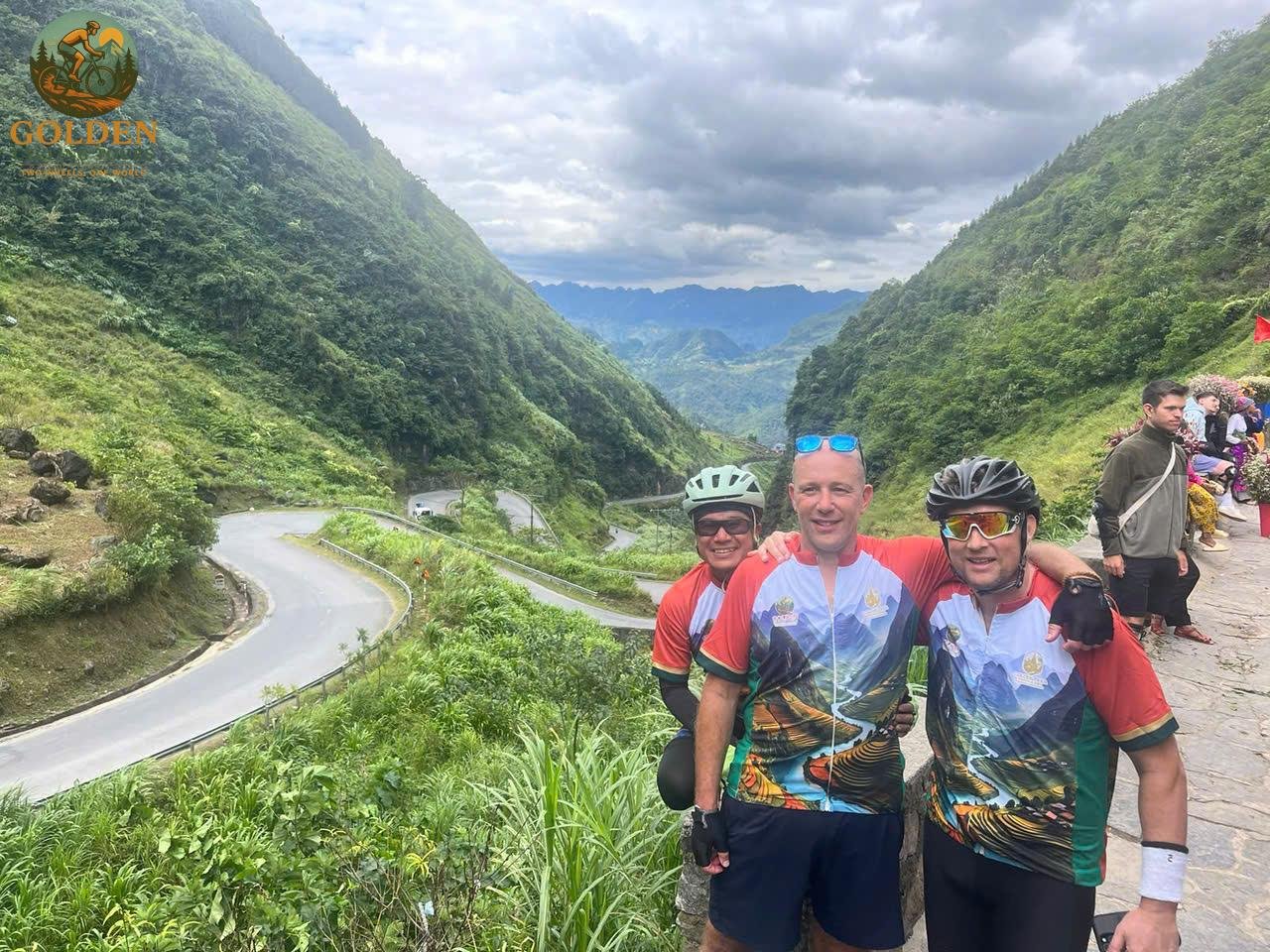 Northern Vietnam Cycling Tour: 8-Day Epic Ha Giang Loop Adventure